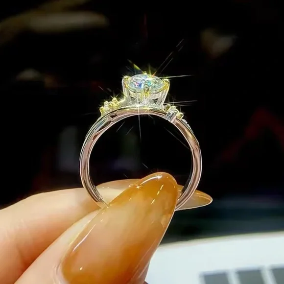 New .925 and 18k gold GRA Certified Moissanite Diamond Ring